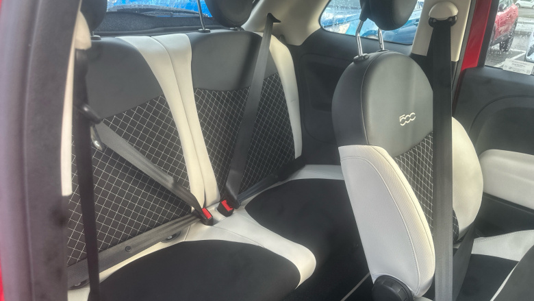 Fiat 500 1.0 Mild Hybrid Dolcevita Plus 3dr Petrol Hatchback